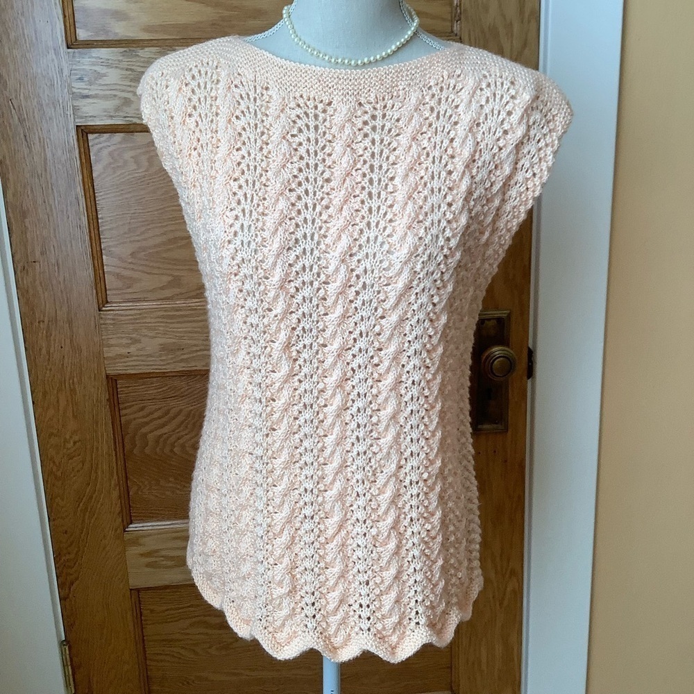 Vintage Hand Knit Peach Cable Knit Sweater Vest Scalloped Hem Size S - Picture 10 of 11